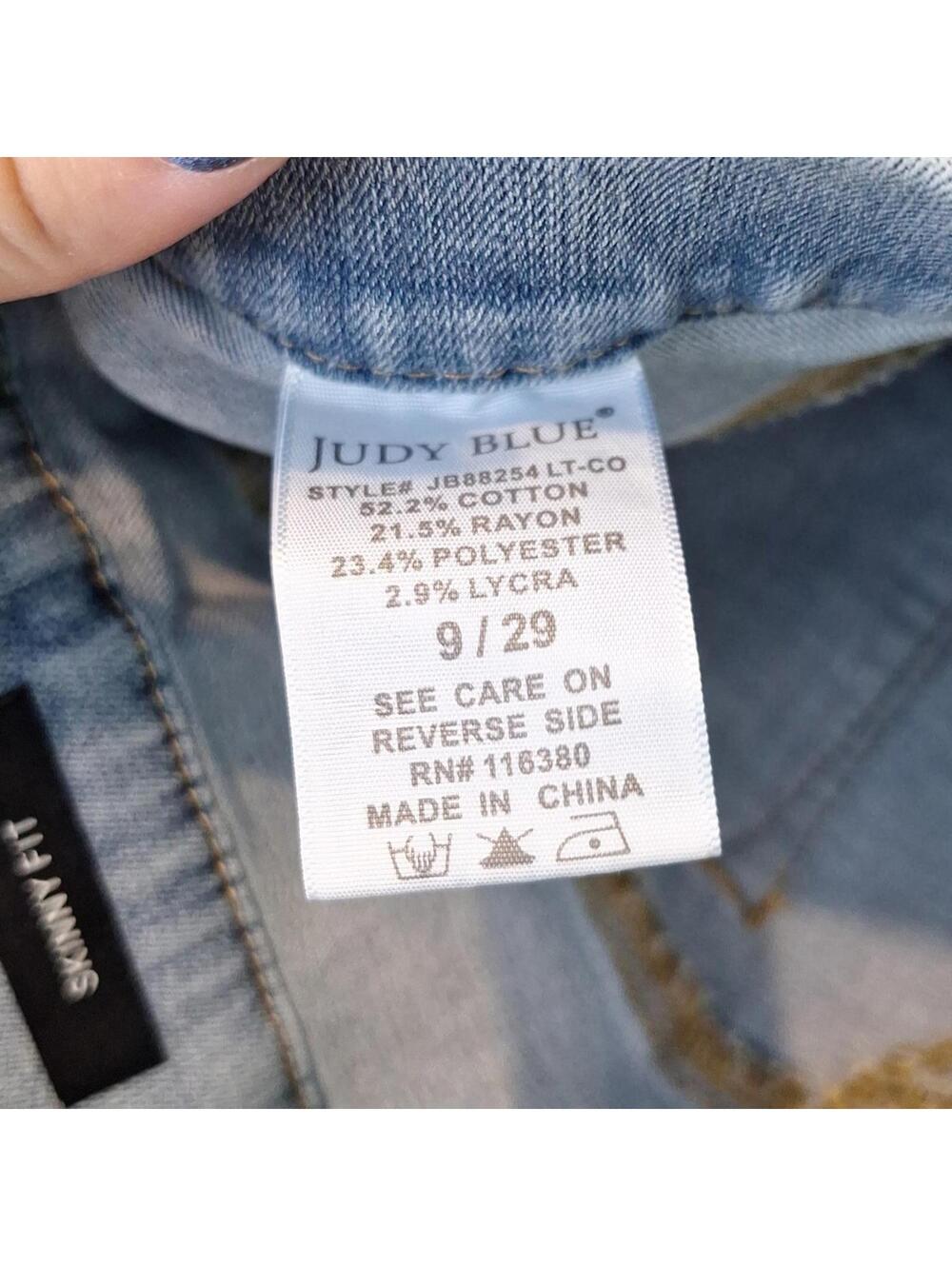 Judy Blue Light Wash Pull On Skinny Jean Size 9 / 29 - Picture 8 of 8